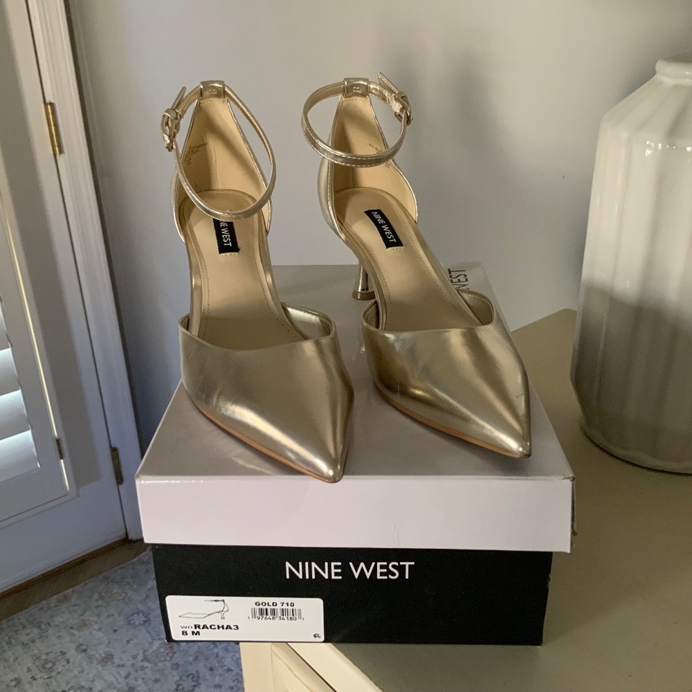 NINE WEST Gold Racha Heel